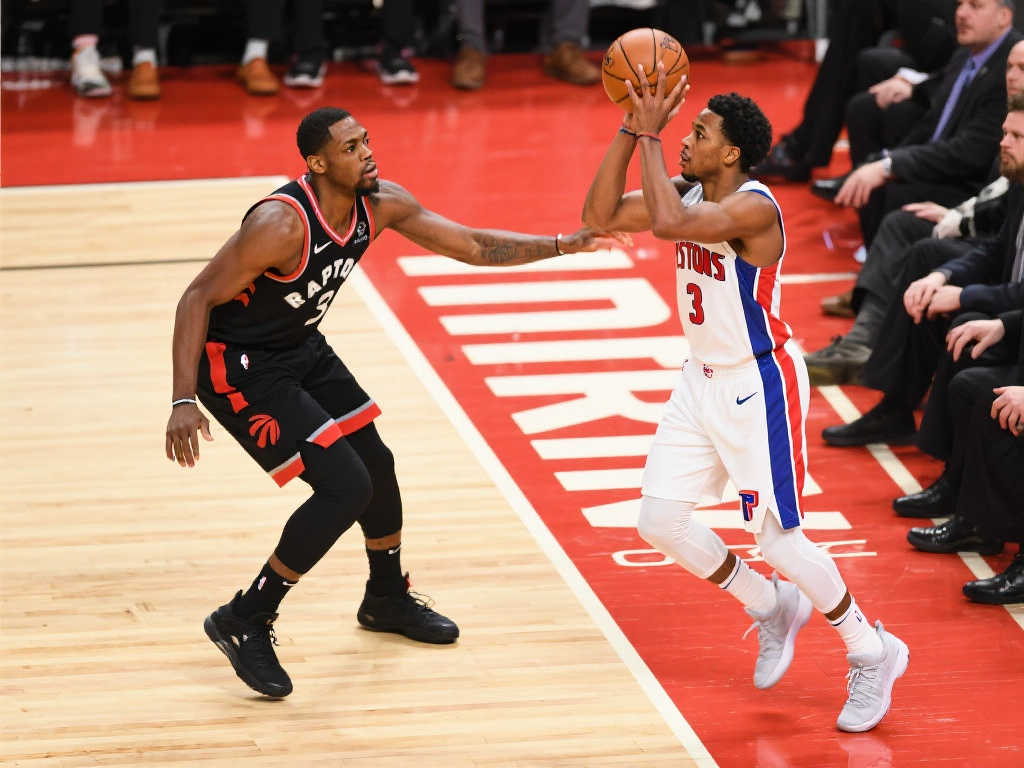 [流言板]奈特底角三分精准制导，迎所罗门防守无压力，4中4狂砍11分